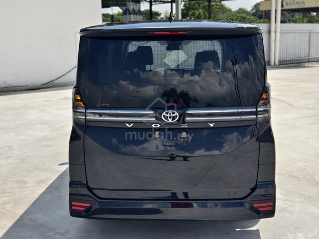 2022 Toyota VOXY 2.0 S-Z 2PD 7SEATER 36K KM - 4