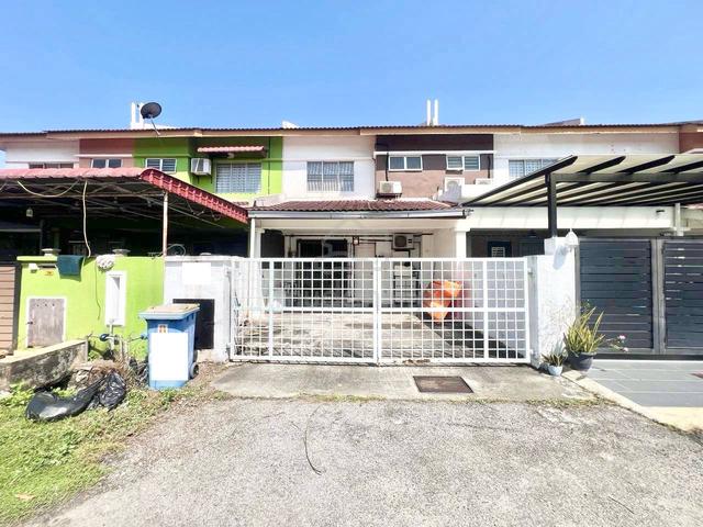 [RENOVATED & FULLY FURNISH] Double Storey, SP 8 @ Bandar Saujana Putra 1