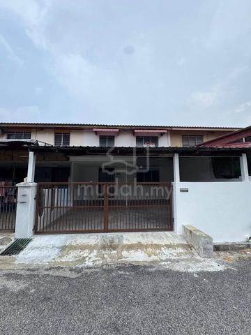 Menglembu Kledang 2Storey House For Rent 1