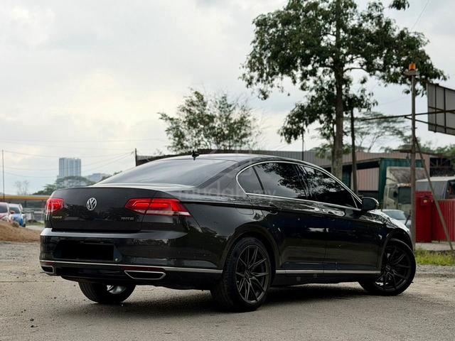2017 Volkswagen PASSAT 2.0 TSI HIGHLINE HIGH LOAN - 4