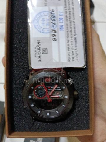 NAVIFORCE Men's Black Red Sports Watch - photo 3 of 6