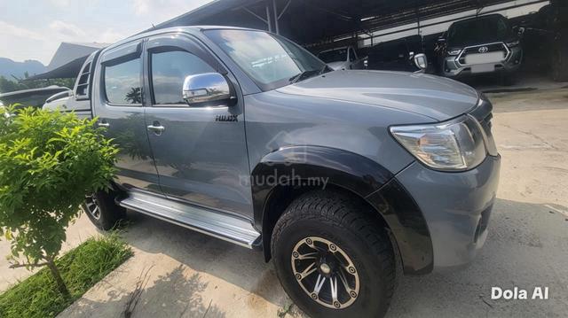 2012 Toyota HILUX 2.5 G (A) - 4