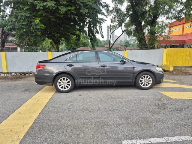 2010 Toyota CAMRY 2.0 E FACELIFT (A) - 2