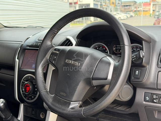 2020 Isuzu D-Max 1.9L 4x4 Premium (MT) - 3