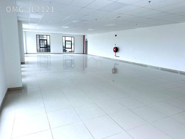 Pulau Carey warehouse 1000 amp 92,099 sqft 40ft ceiling height with CF 1