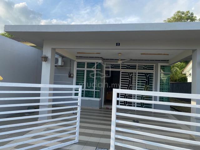 Short Term Rental Semi Detached House at 8th Miles Port Dickson 1