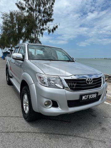 2012 Toyota HILUX 2.5 G VNT FACELIFT (A) - 1