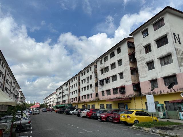 Pangsapuri Baiduri (Bandar Tasik Kesuma) 1