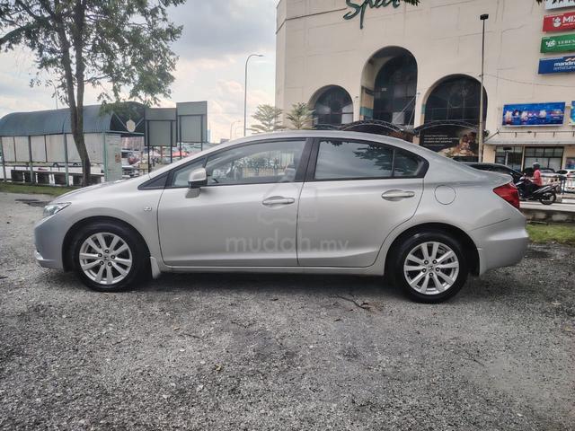2014 Honda CIVIC 1.8 S FACELIFT (A) LIKE NEW - 5