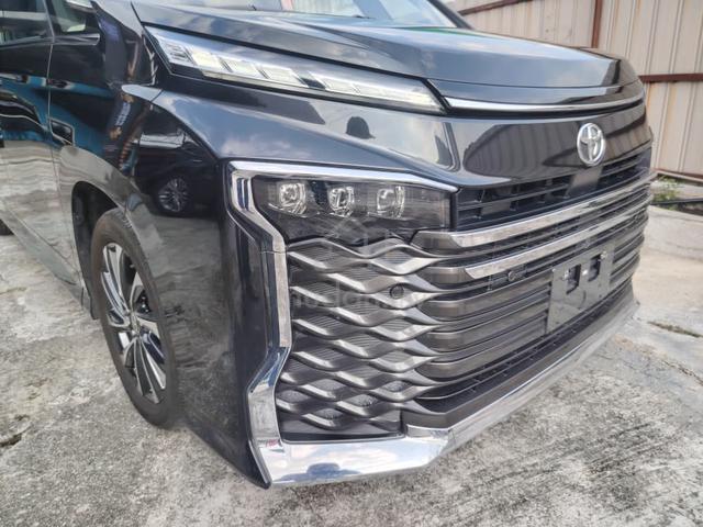 2023 Toyota VOXY 2.0 S-Z FULLY LOADED - 3