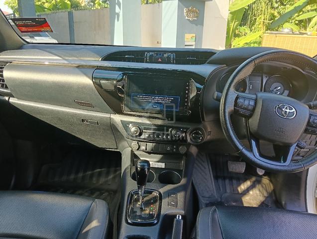 2023 Toyota HILUX 2.8 ROGUE (A) - 3