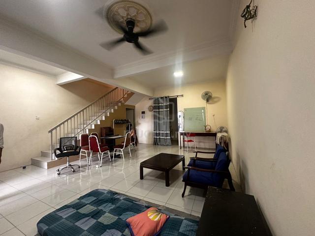 Teres 2 Storey Taman Cahaya Lorong Abd Aziz, Jalan Kebun Seksyen 30 1