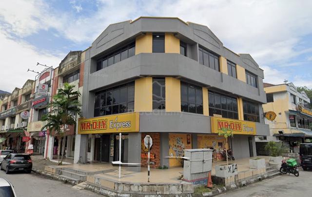 Tenanted Potential ROI 5.9% 3-Sty Shop for SALE @ Seksyen 20 Shah Alam 1