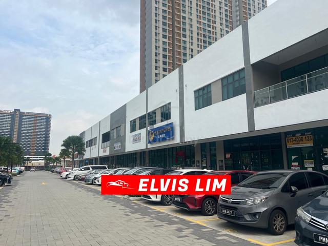 Whole unit Sinaran Shoplot 3600sqft Facing Main Road Batu Kawan 1