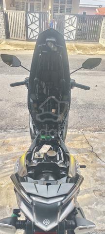 Motor lc 135 V4 thn 2016 ejin smooth - photo 5 of 6
