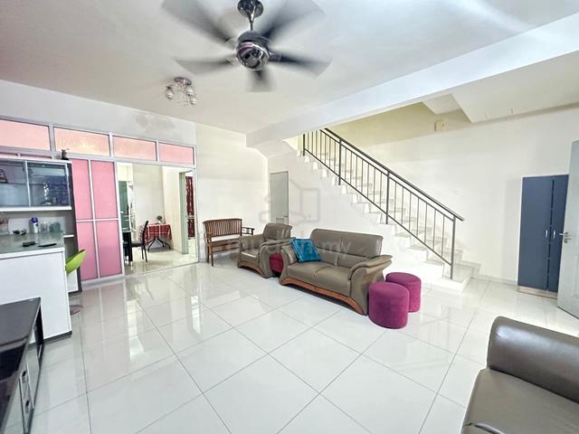 [RENOVATED] 2 Storey Terrace, Taman Adenium, Bukit Beruntung, Rawang 1