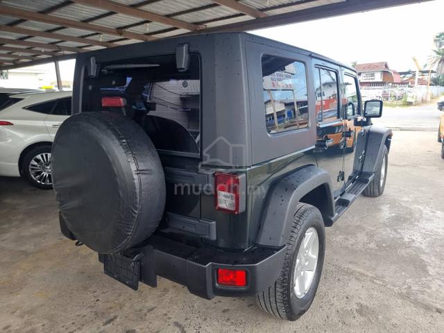 2011 Jeep Wrangler 3.8 Unlimited Sport 4X4 - 4