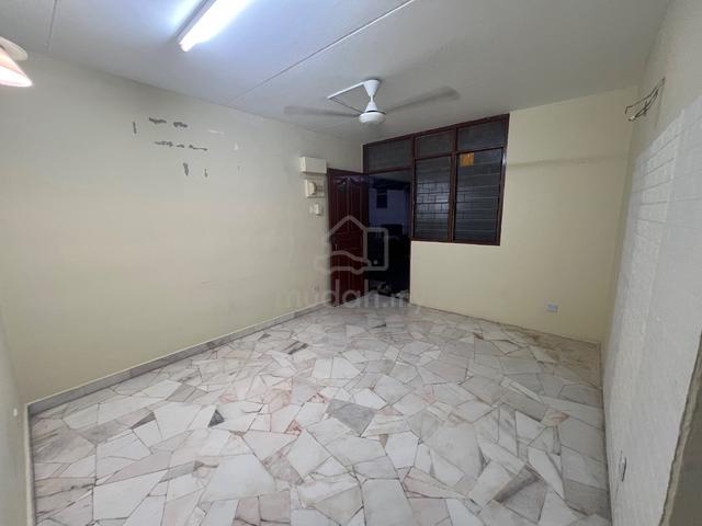 Bukit Cheras Apartment (Block 8 & 10) 1