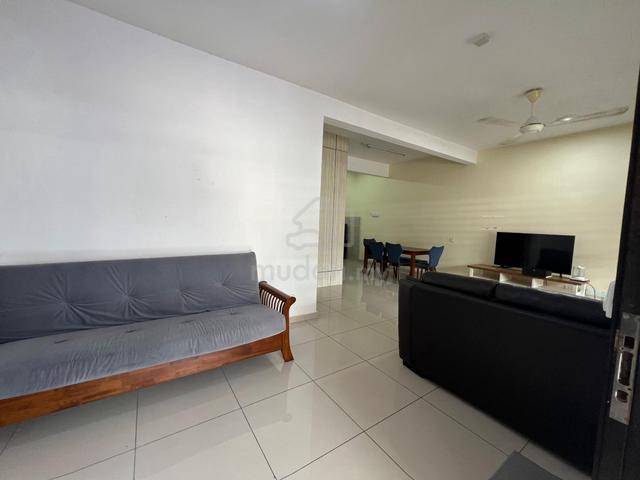 Taman Desa Baiduri Double Storey Terrace House ,Kulai 1