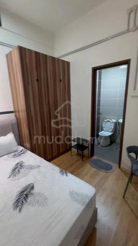 Botanika Room For Rent 15 mins to CIQ JB 1