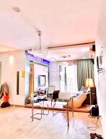 TRiGON Luxury Residences @ SetiaWalk 1