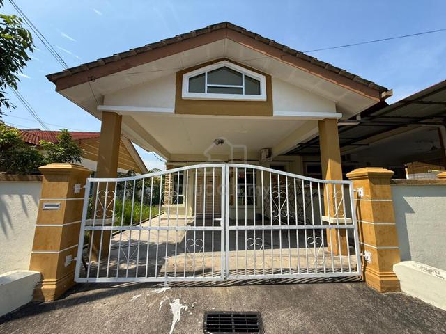 Semi-D Landed 1 Storey Taman Keris Satria Sungai Udang 1