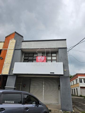 Bangunan Shop Lot 2 Tingkat End Lot Untuk Dijual Di Bandar Paka 1