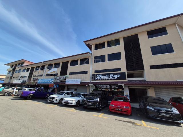 3 Storey Inter Shop Lot, Lok Kawi Point, Lokkawi 1