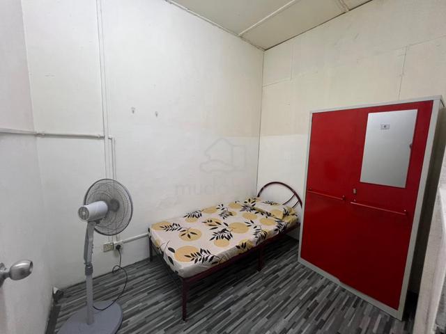 bilik single lelaki di Taman Sri Pulai-Taman Teratai, utm sukai 4