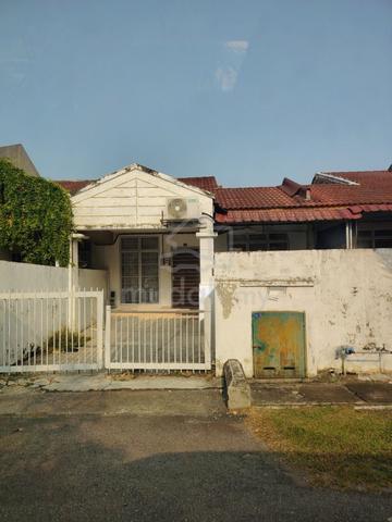 Single storey Taman Pinggiran Cyber for sale 1