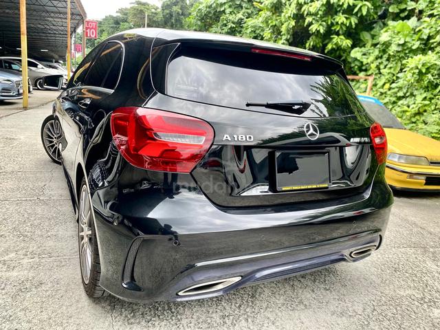 2017 Mercedes Benz A180 AMG 1.6T 🎊 PANORAMIC ROOF - 3