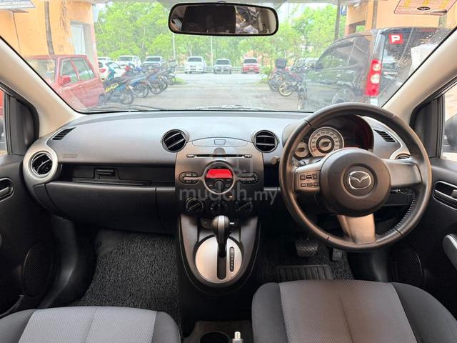 Mazda 2 1.5 R (A) cash 2011 - 4