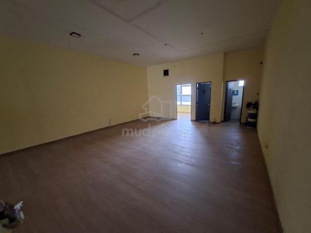 2nd office The Trillium @ Lake Fields Sungai Besi, 1