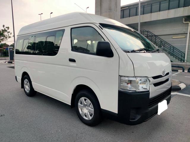 2015 Toyota HIACE 2.5 (M) Window Van - 1