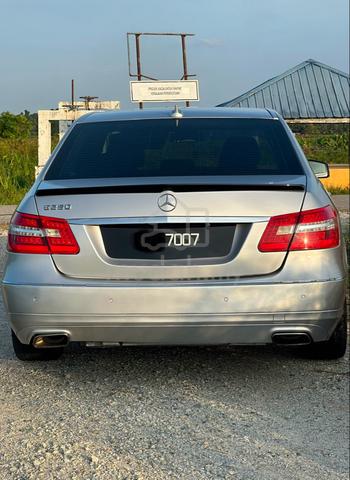 2011 Mercedes Benz E-CLASS 1.8 250 CGI BLUEEFCY - 5
