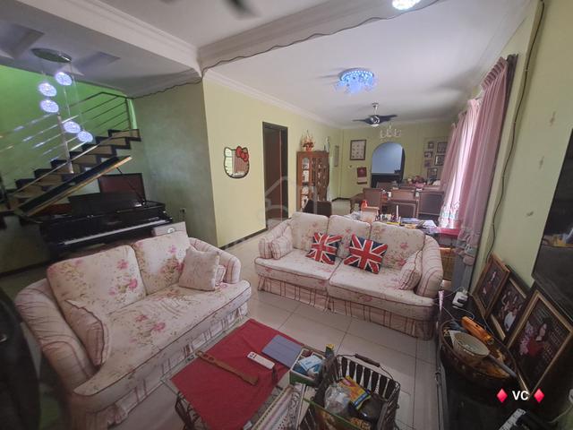 Taman Pertama Mahandoi | Double Storey Semi-Detached House | FOR SALE 1