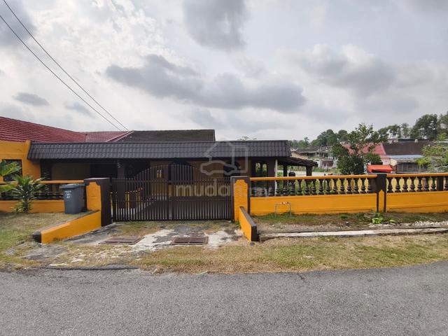 Semi-D Teres Tmn Sri Skudai/4047sqft/4+3/Freehold 1