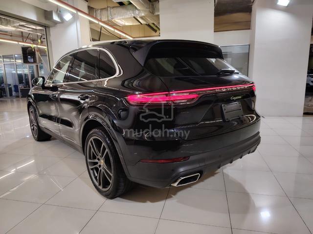 JPN CBU - 2022 Porsche CAYENNE 3.0 V6 SUV - 2
