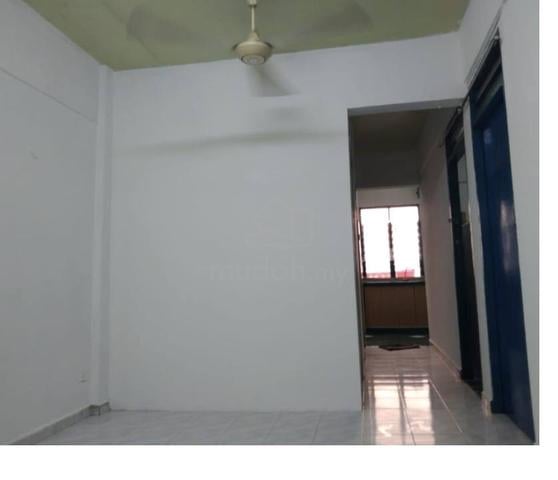 Desa Mentari Flat (Block 2) 1
