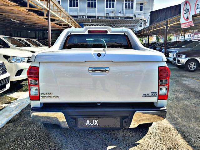 2014 Isuzu D-MAX 2.5 ARTIC 4×4 (WITH V-LID) (A) - 4