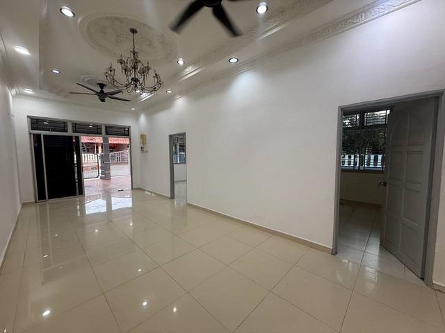 1 Storey Corner Lot , Taman Mega Ria 2, Tangkak , Johor (CASHBACK) 5