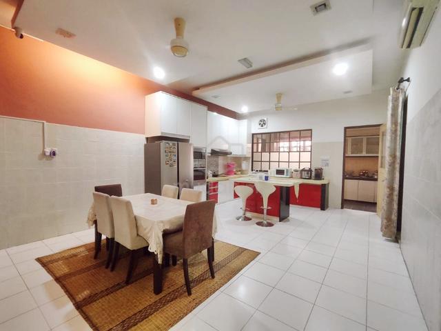 [Renovated & Nice House] Semi D Bandar Nusaputra Puchong 2