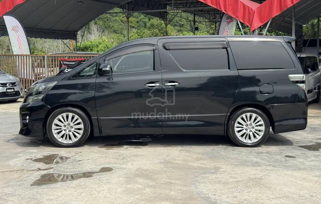 2012 Toyota Vellfire 2.4 ZG (A) - 2