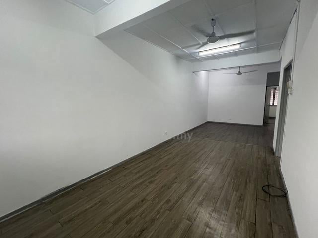 Townhouse Upper Floor At Pandan Indah Near LRT Cempaka / Cahaya 1