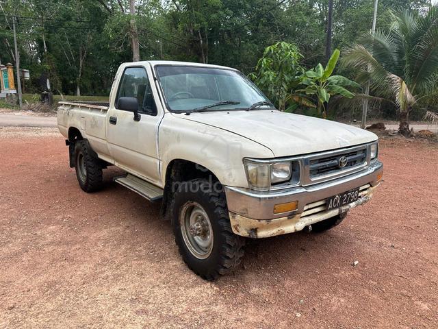 1993 Toyota HILUX SINGLE CAB 2.8 LN106 (M) - 1