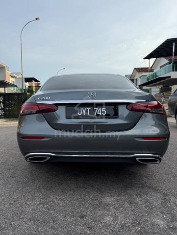 2022 Mercedes Benz E200 2.0 AVANTGARDE (CKD) (A) - 4