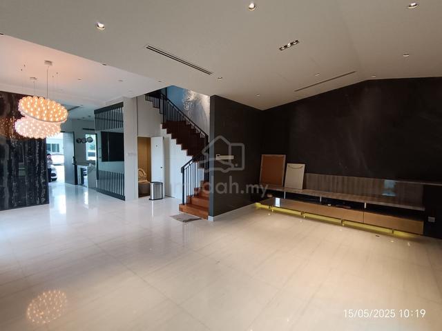 Taman Desa Oren @ B'worth  Side by Side 3-Storey Terrace  for Sale 1