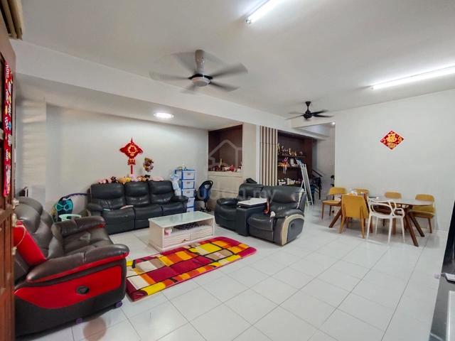 Horizon Hills Gateway Double Storey Terrace Full Renovated Good Condi 1