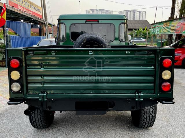 Land Rover DEFENDER 2.4 110 HIGH SPEC RARE MODEL - 4