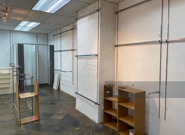 Bukit jambul kompleks 3rd floor shoplot 450sf rare nice for rent 1